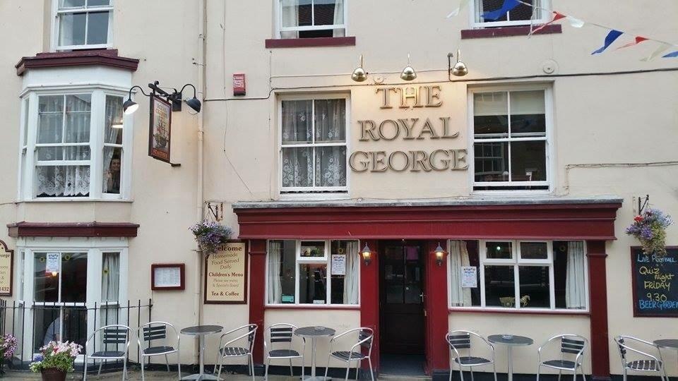 The Royal George Staithes Bed & Breakfast Exterior photo