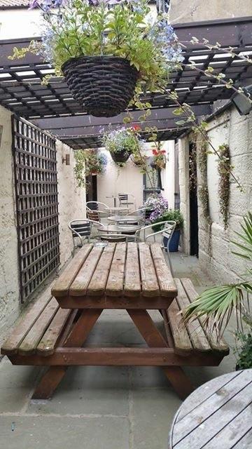 The Royal George Staithes Bed & Breakfast Exterior photo